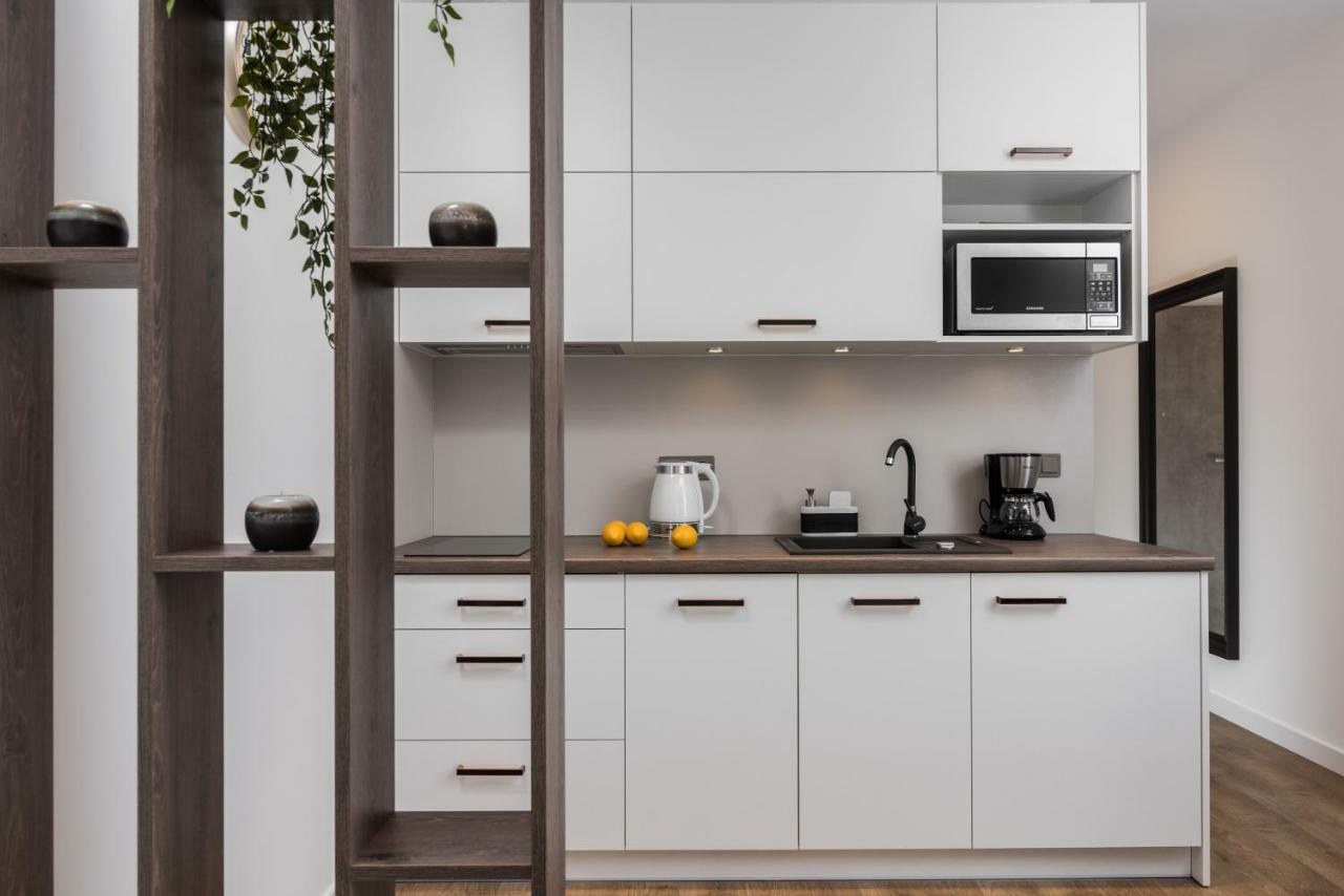 Rajska 3 By Atrium Apartments Krakow Bagian luar foto