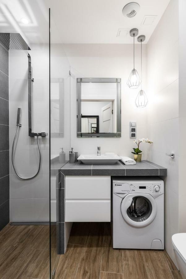 Rajska 3 By Atrium Apartments Krakow Bagian luar foto